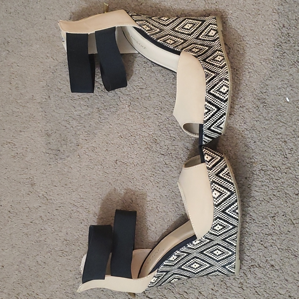 Wedges - Picture 5 of 7